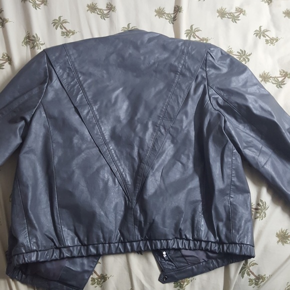⚠️ donated ⚠️ Berman's leather jacket - Picture 3 of 6
